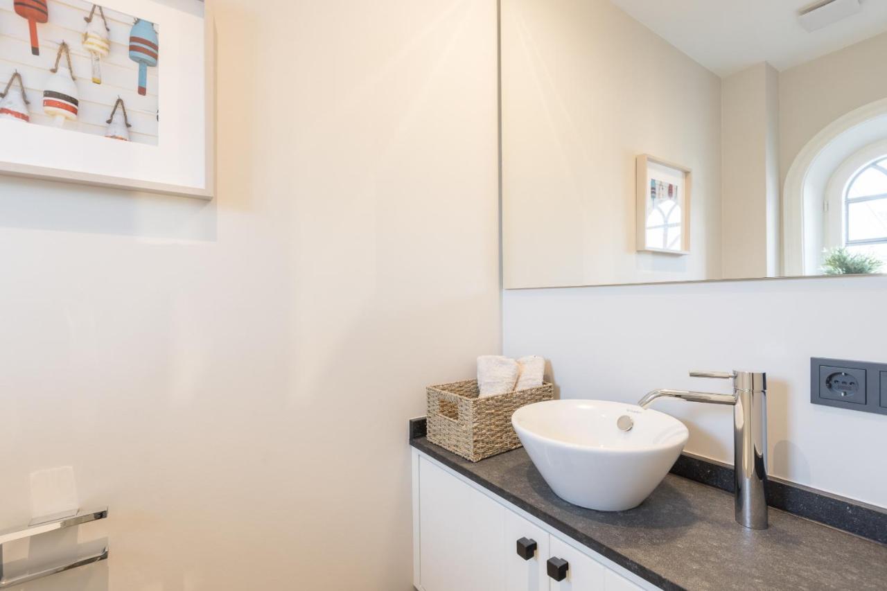Ferienhaus NEU! Ferienhaus Hus Amy - Luxus,Lage, Laessigkeit mit kleinem Meerblick