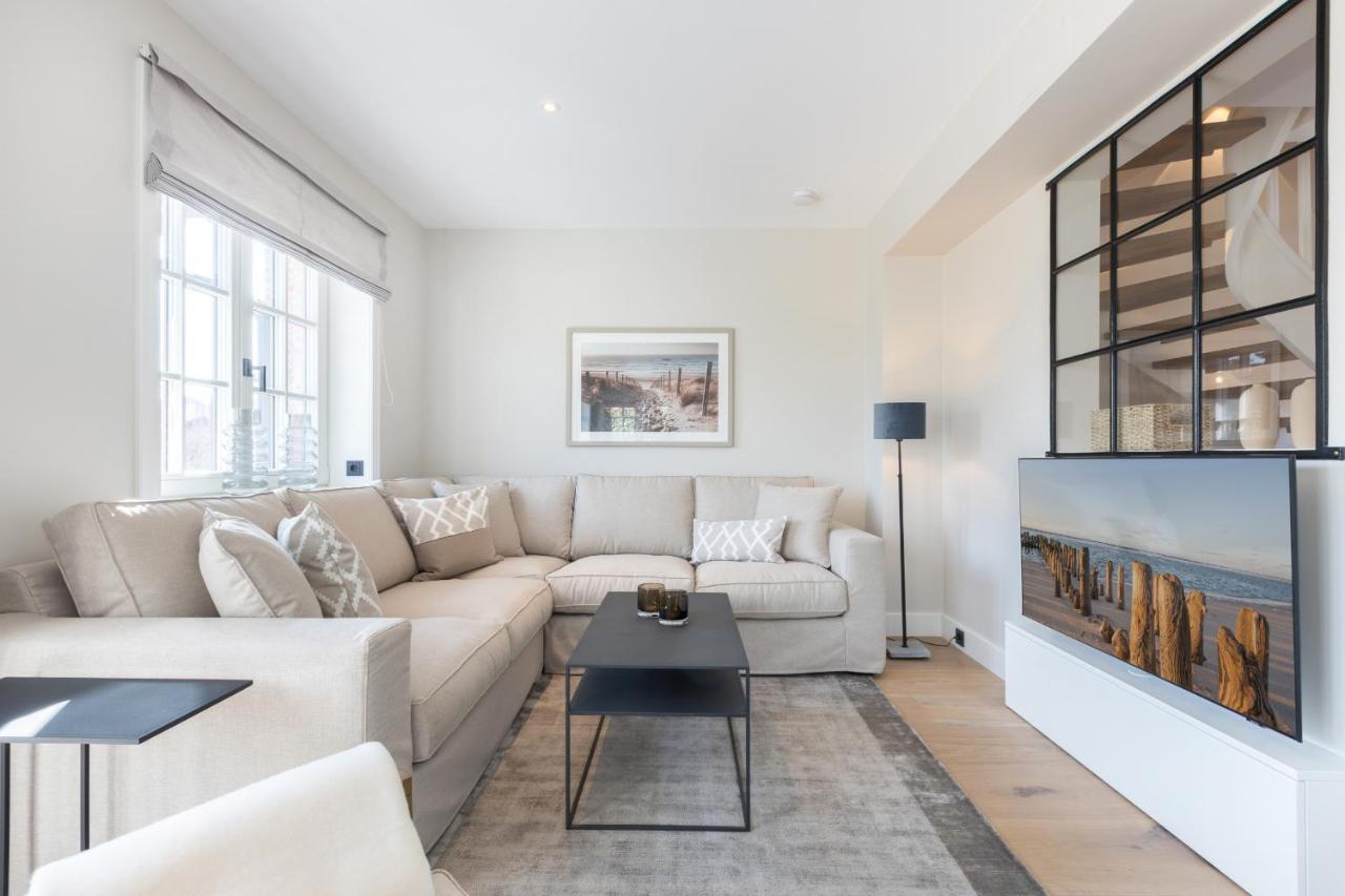 Ferienhaus NEU! Ferienhaus Hus Amy - Luxus,Lage, Laessigkeit mit kleinem Meerblick *