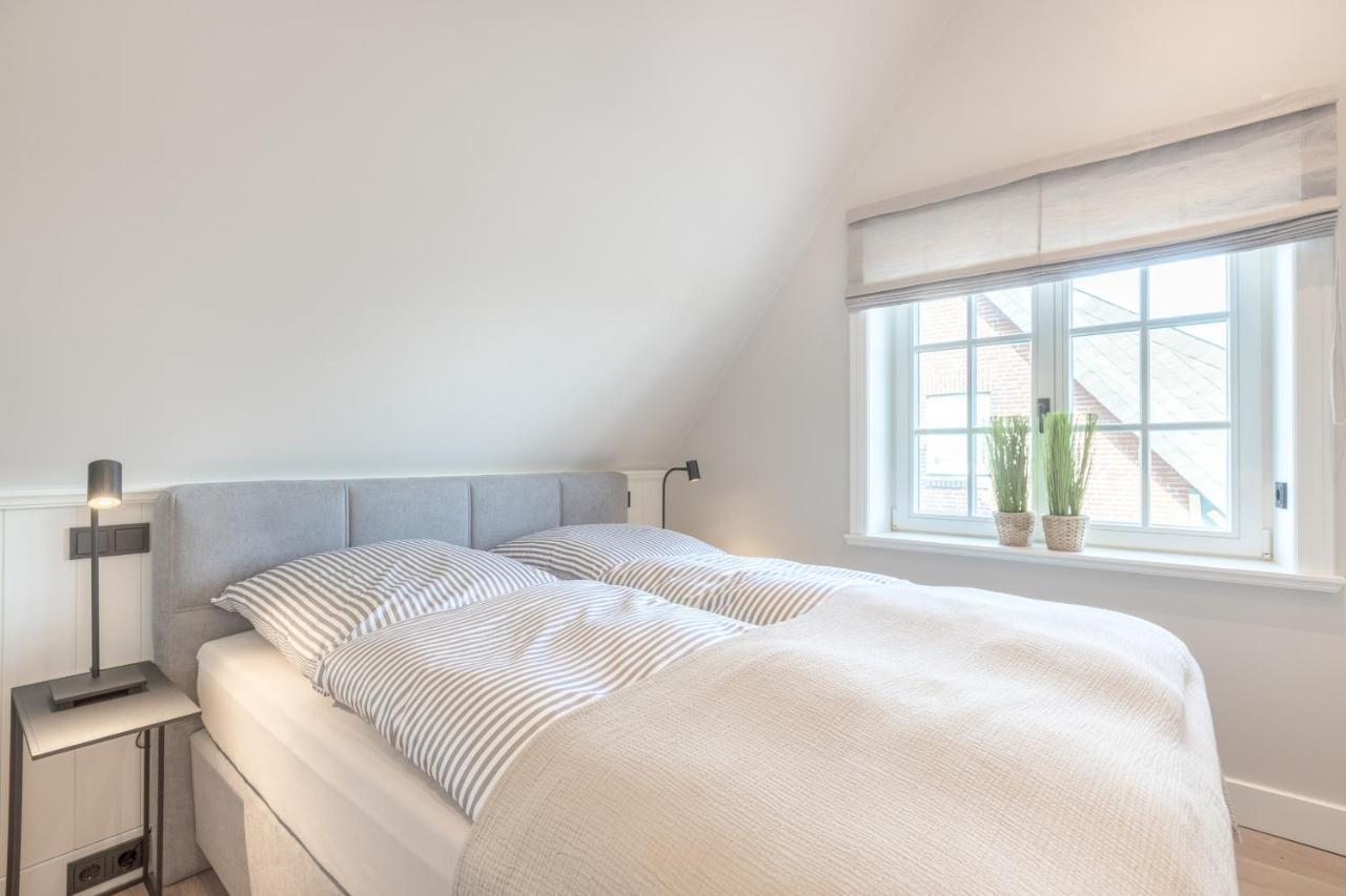 NEU! Ferienhaus Hus Amy - Luxus,Lage, Laessigkeit mit kleinem Meerblick Ferienhaus